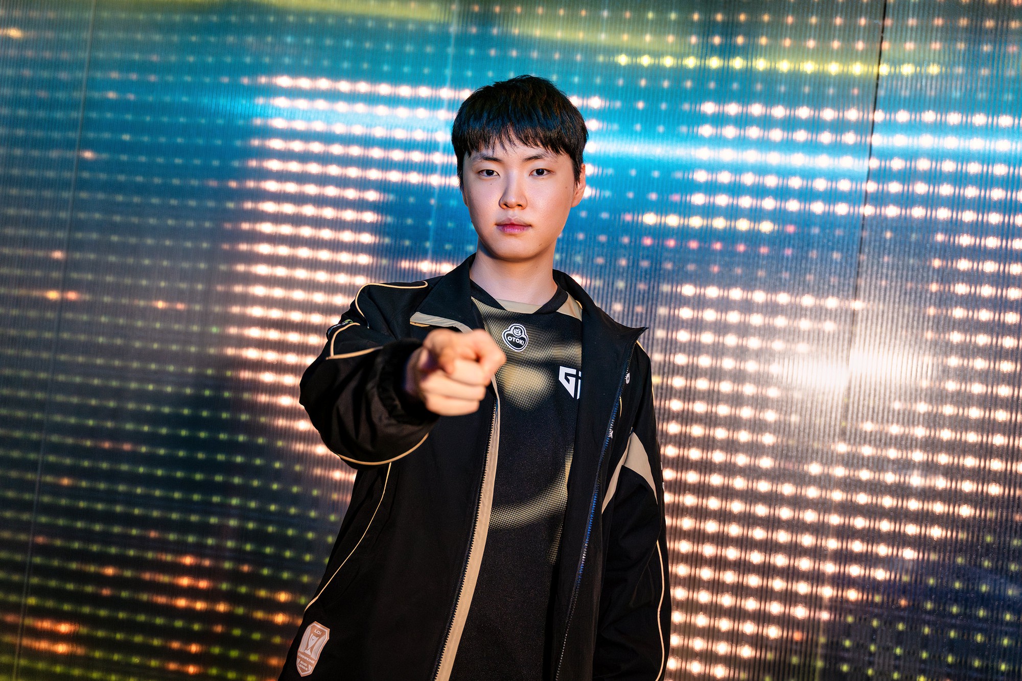 Gen.G must win all remaining matches 2-0 to keep their top 1-2 ambitions alive.