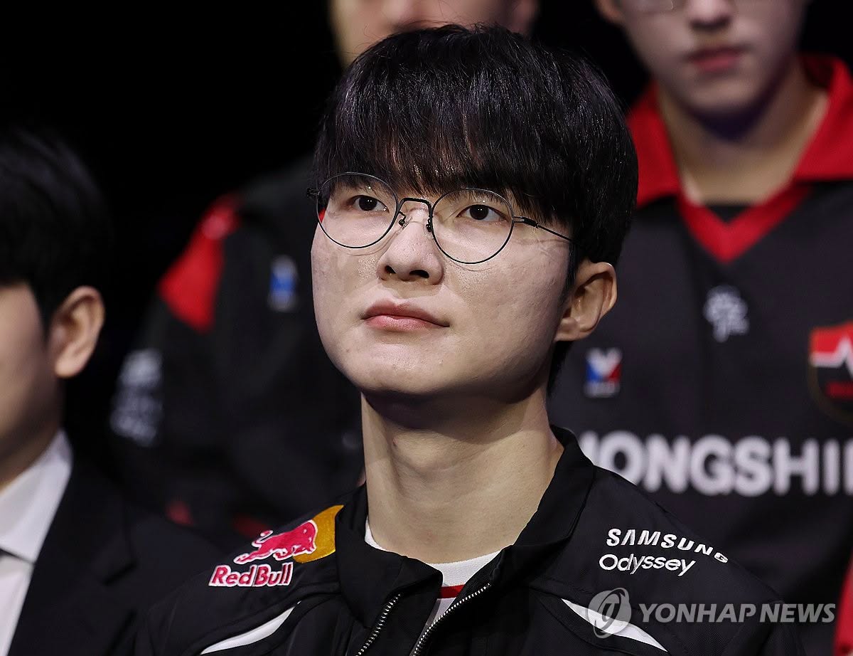 Faker's family targeted by obsessive fan threats.